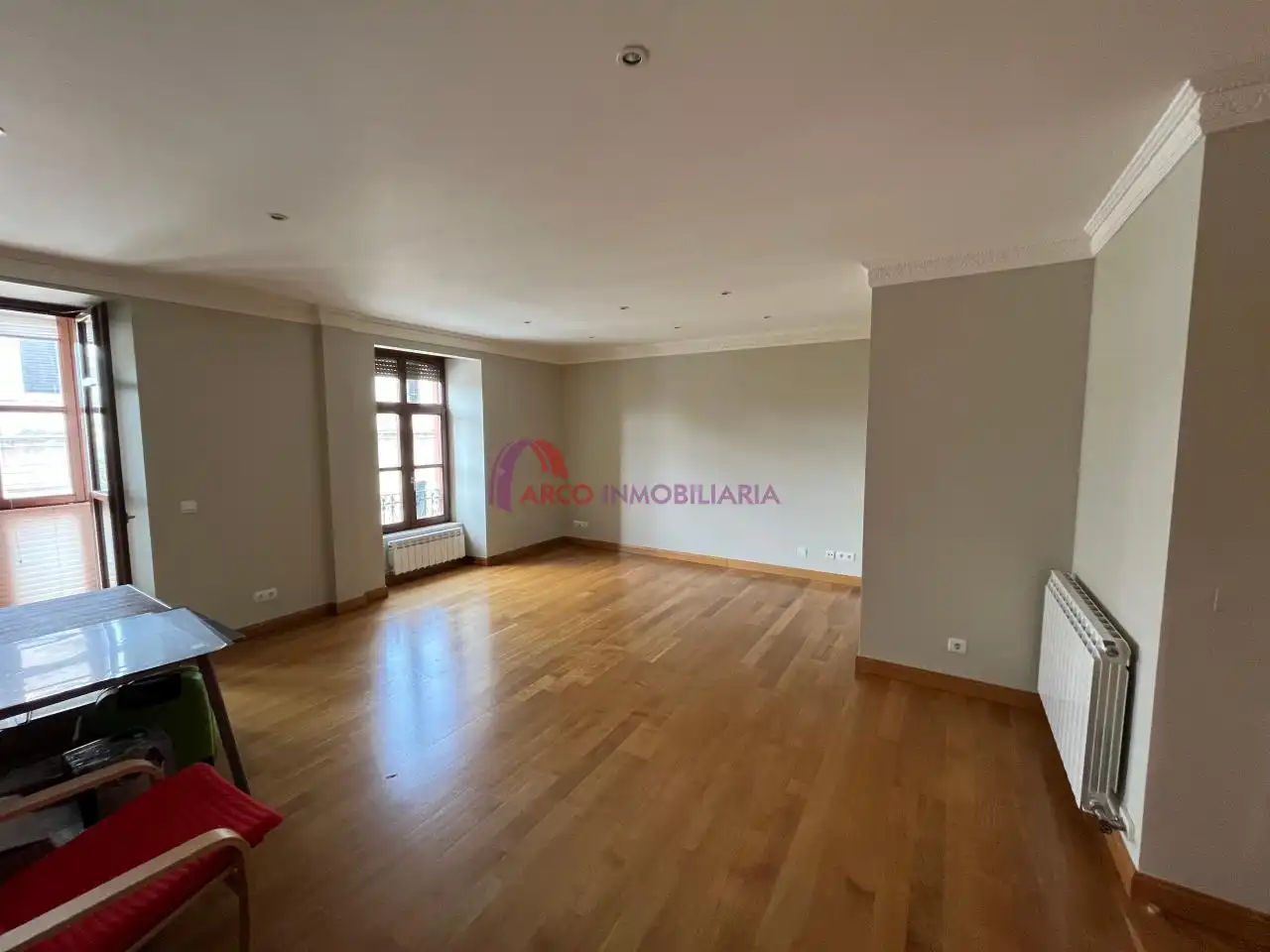 Living room of Flat for sale in Casco Antiguo