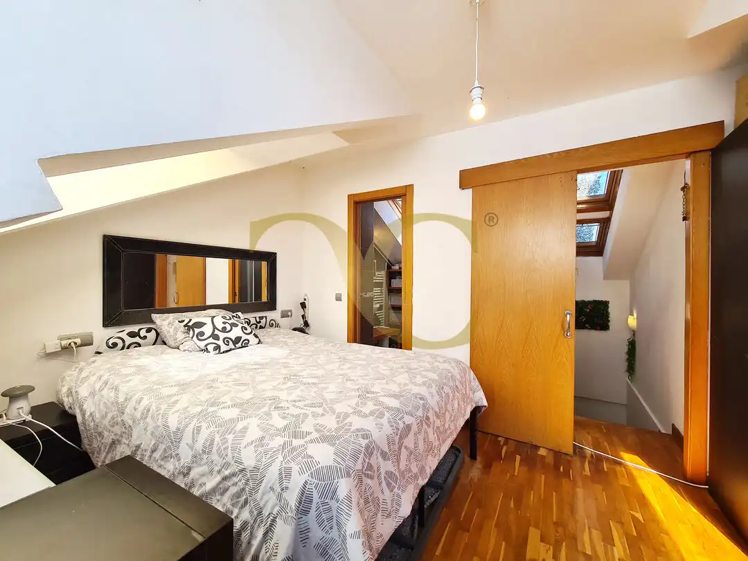 Habitación de Casa adosada en venta en Gijón  con Calefacción, Jardín privado y Terraza