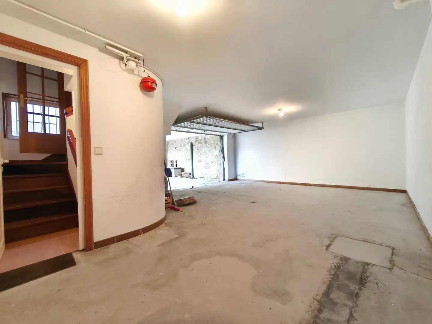 Casa adosada en venda en Brión amb Calefacció, Jardí privat i Terrassa