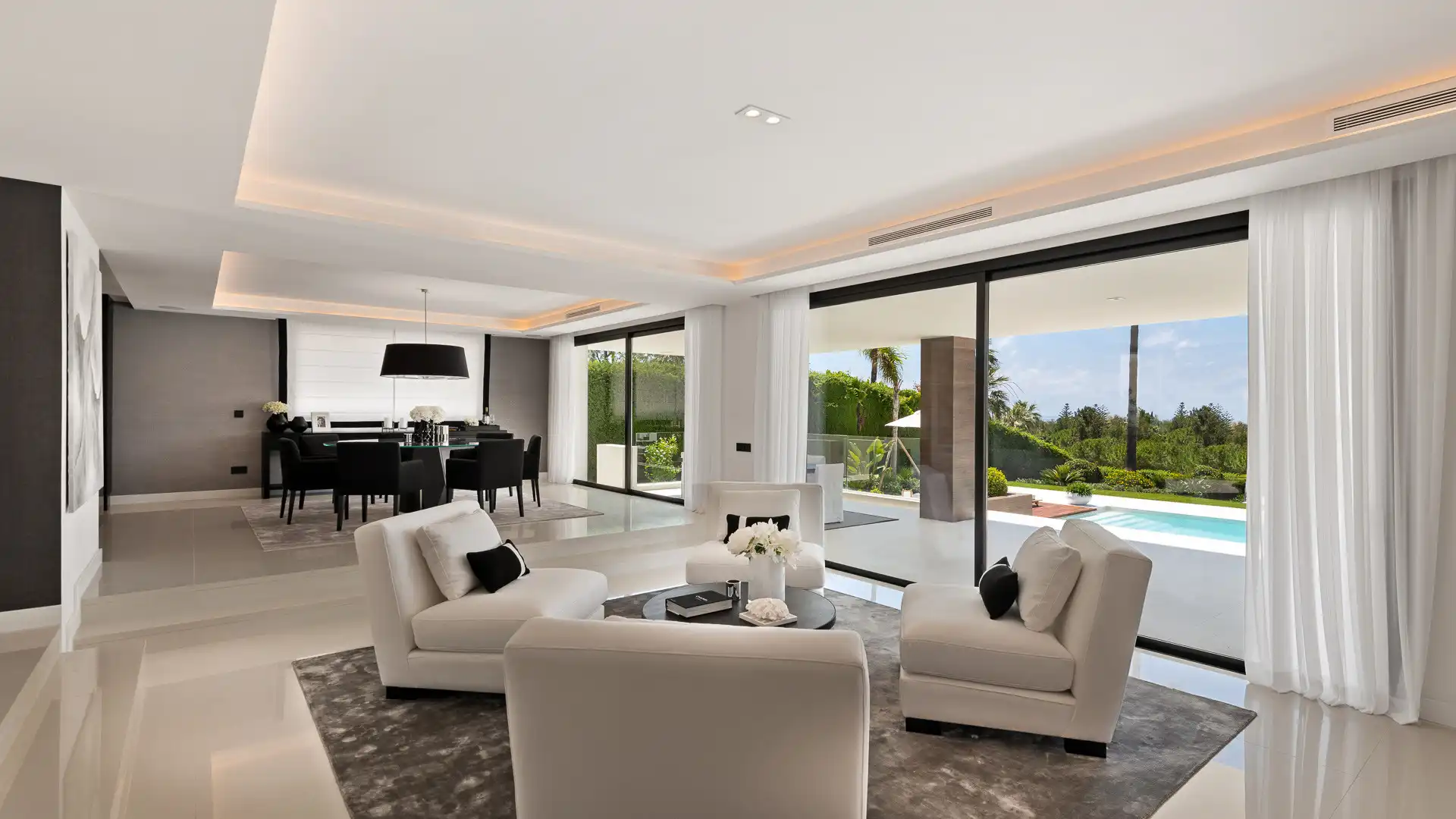 House with pool for sale in Nueva Andalucía, imagen 4