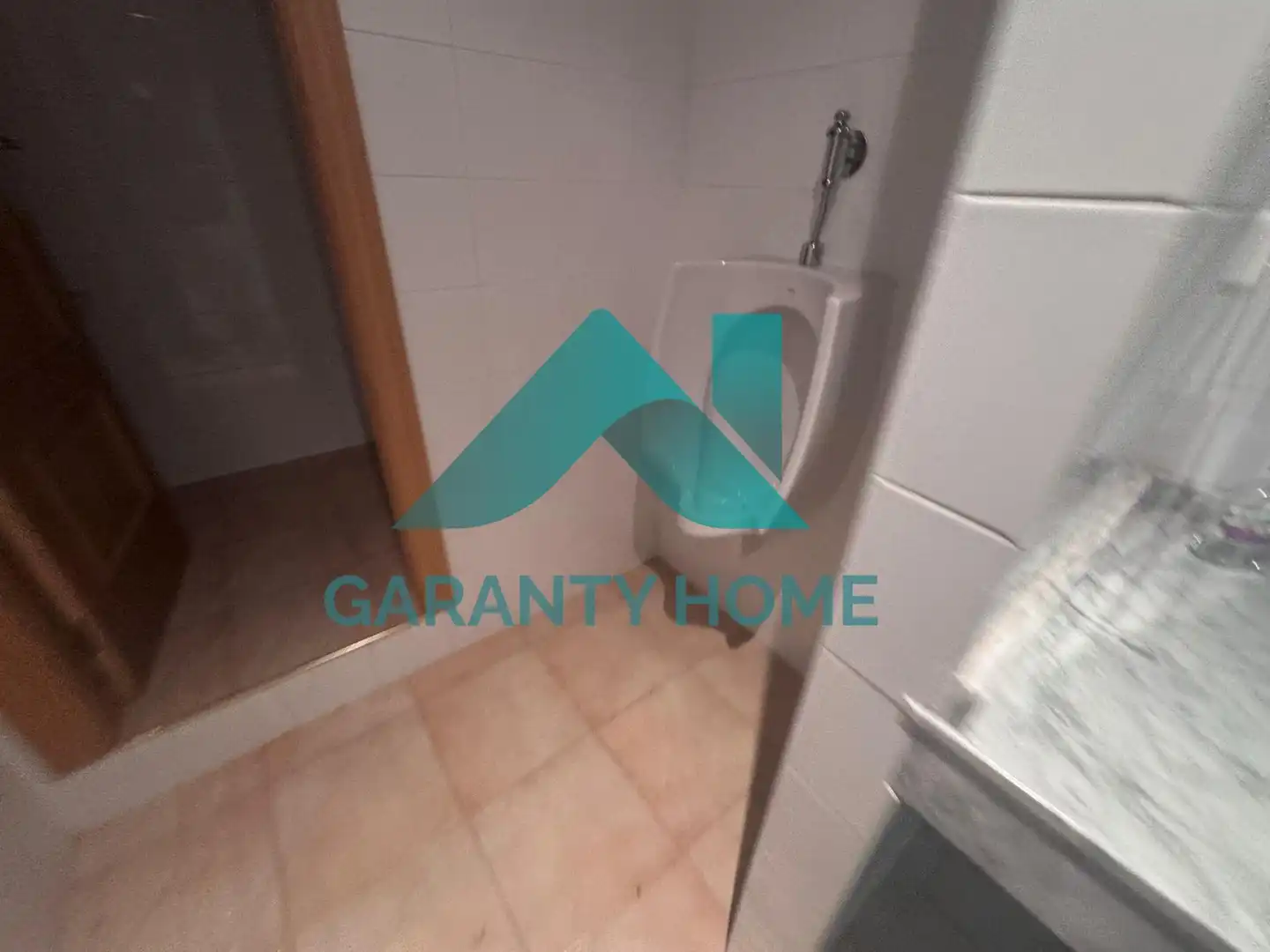 Bathroom of Office for rent in Cáceres  with Air Conditioner and Heating