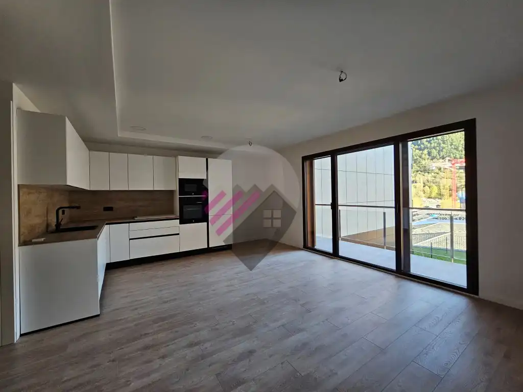 Flat with lift for sale in Carrer del Pedral