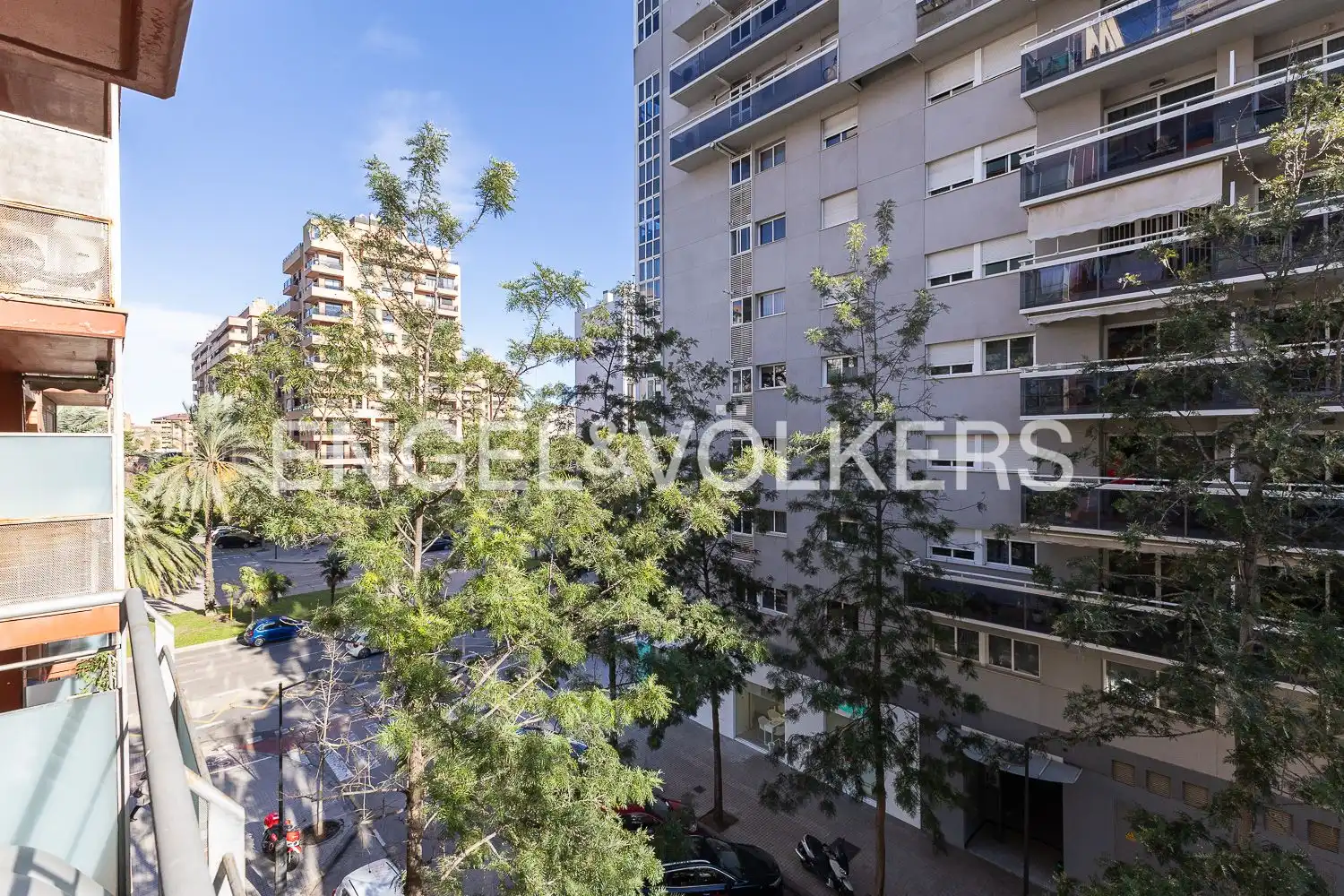 Vista exterior de Piso de alquiler en Camins al Grau