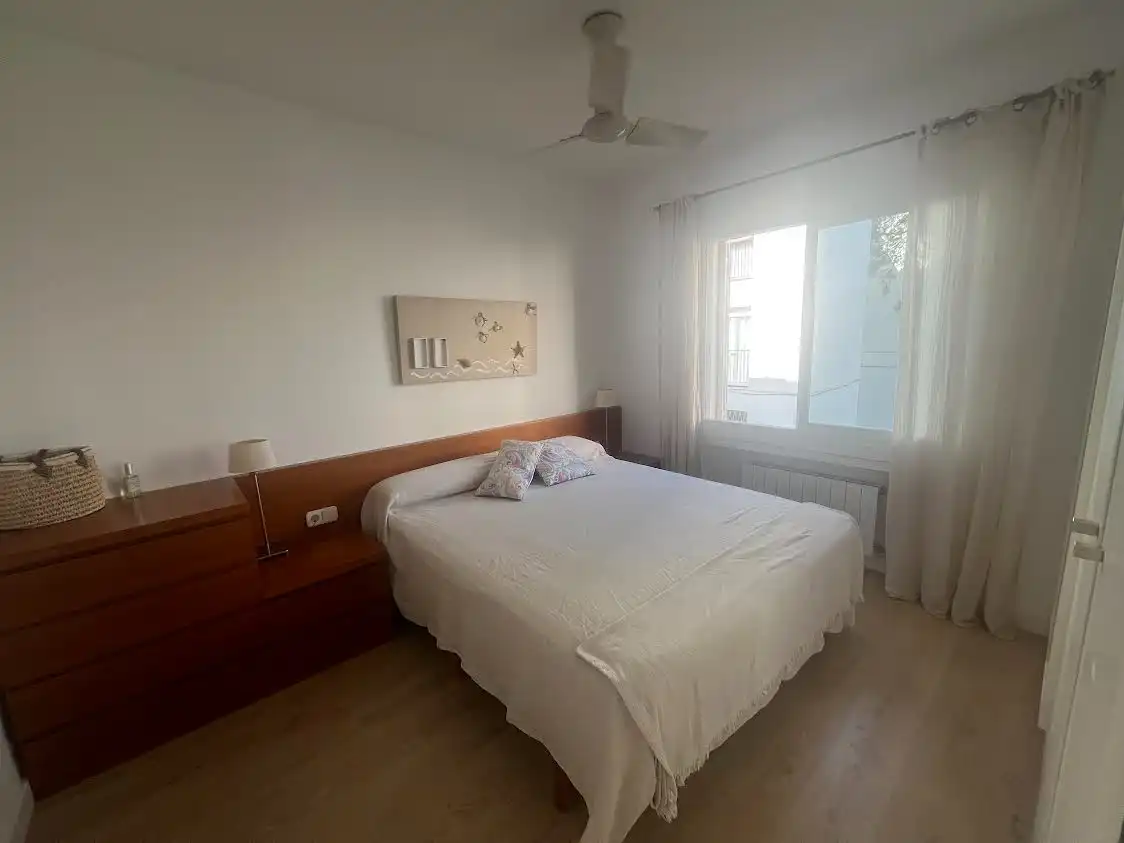 Habitación de Apartamento de alquiler en Sitges con Calefacción, Jardín privado y Terraza