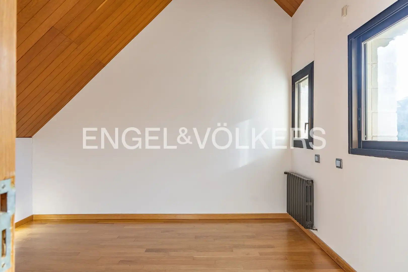 Casa o chalet de alquiler en Sant Cugat del Vallès con Calefacción, Jardín privado y Parquet