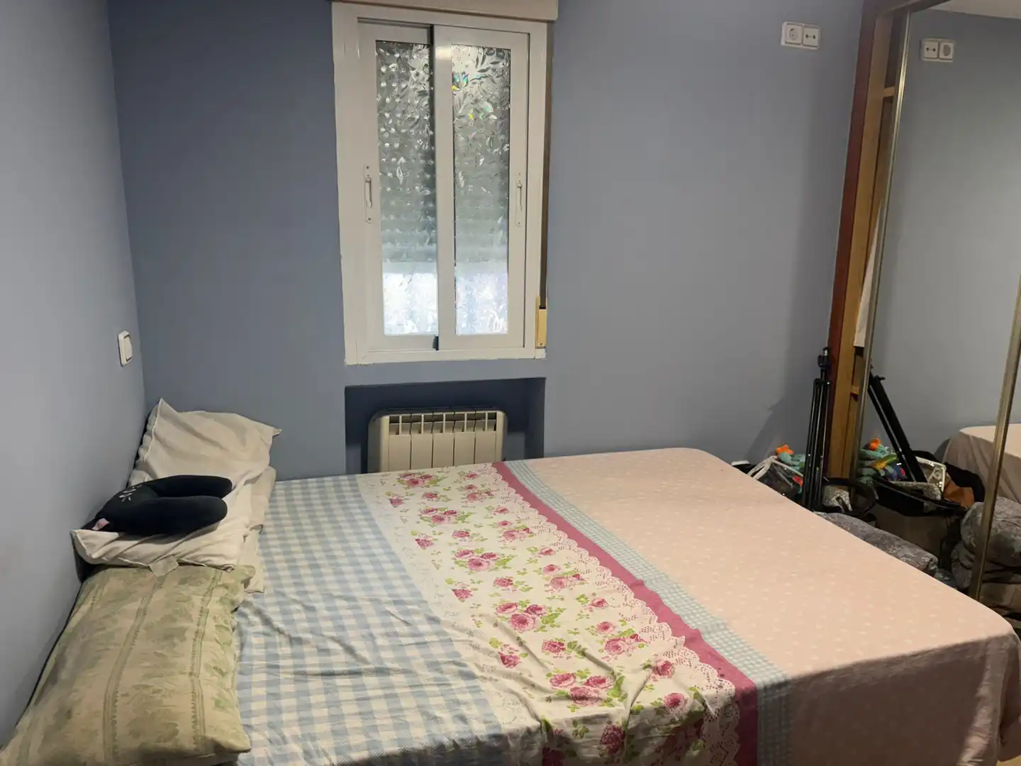 Bedroom of Flat for rent in Madrid  with Air Conditioner, Heating and Furnished
