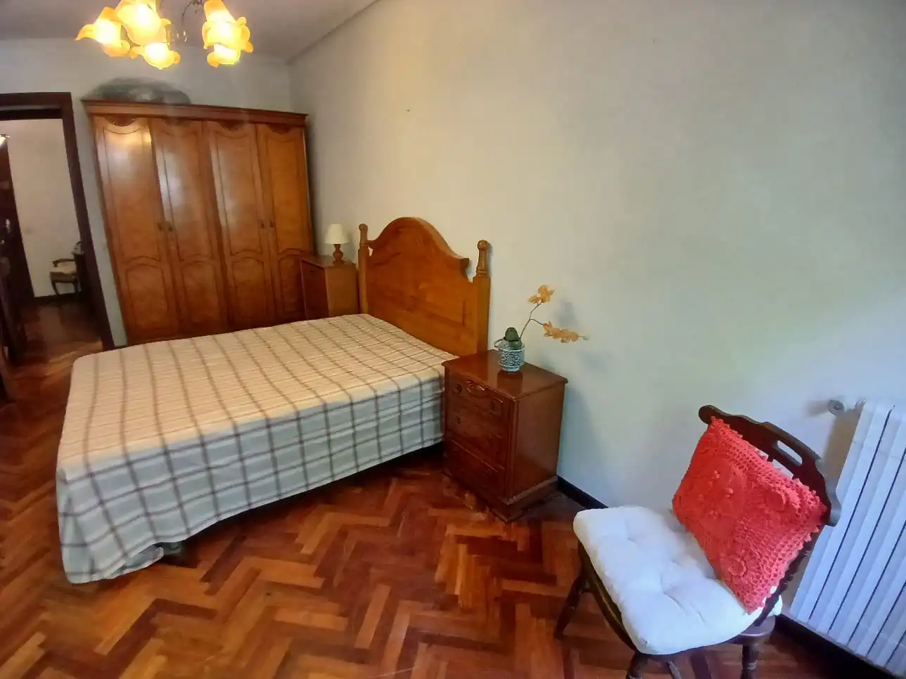 Dormitori de Apartament en venda en Santander amb Calefacció, Parquet i Forn