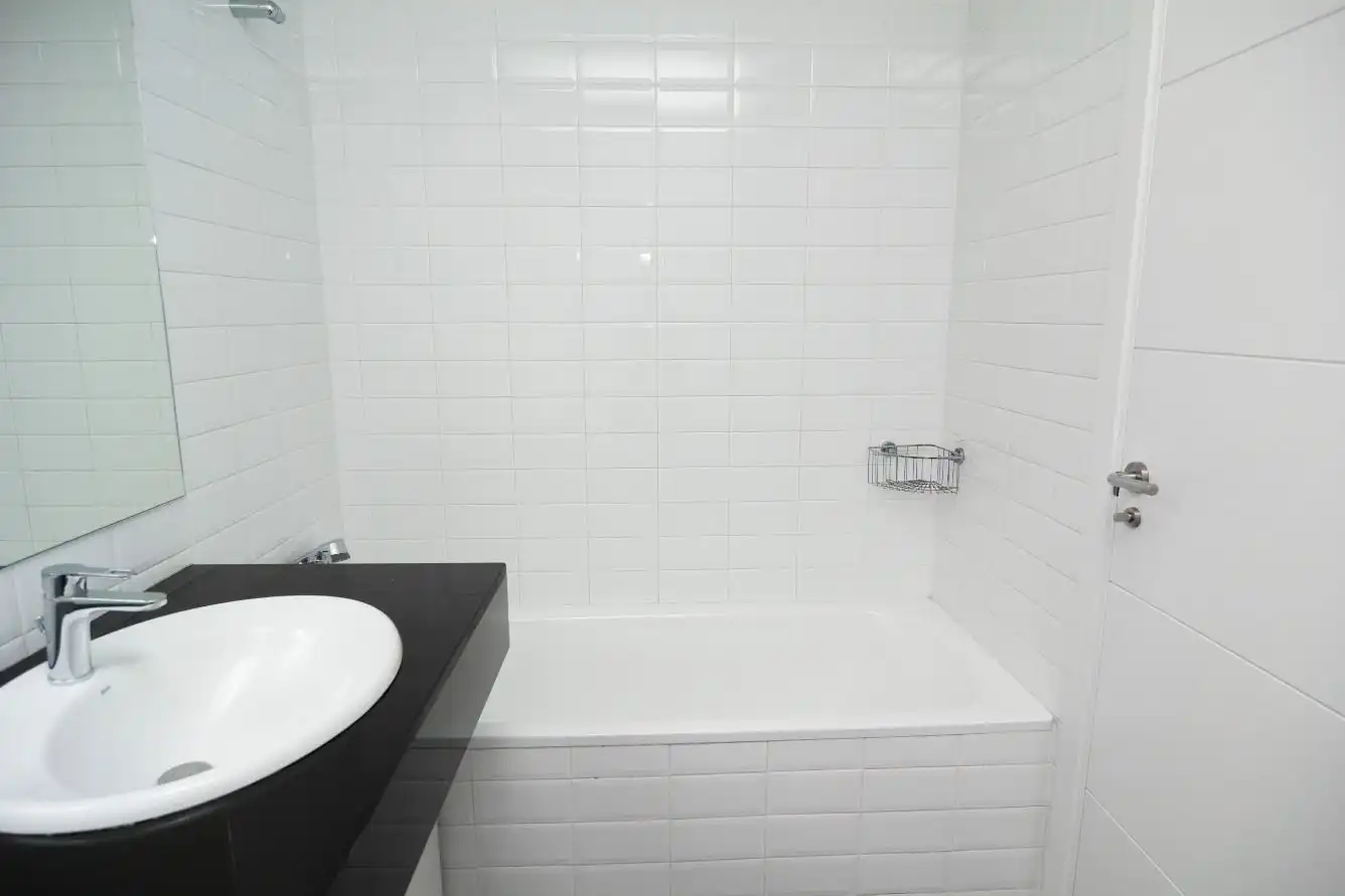 Bathroom of Flat for rent in Sant Cugat del Vallès  with Heating, Terrace and Storage room