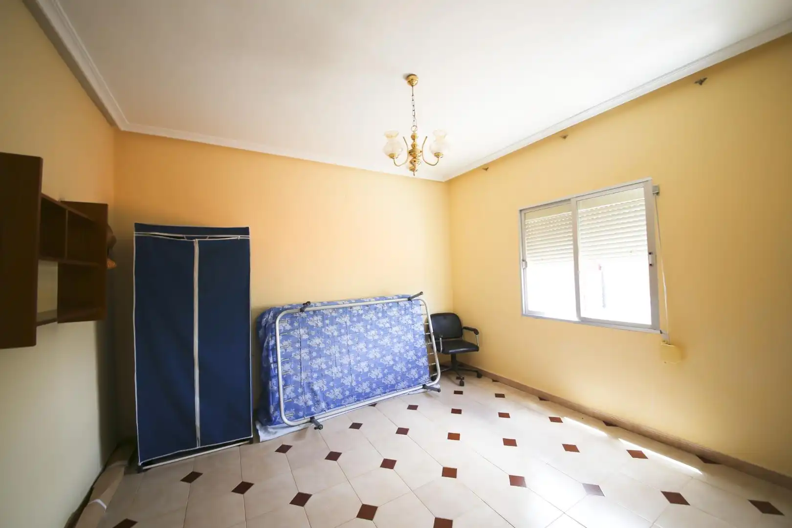 Habitación de Casa o chalet en venta en Tomelloso con Aire acondicionado, Jardín privado y Trastero
