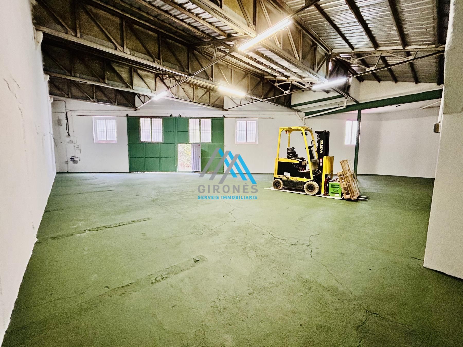 Nave industrial en venta en Santa Cristina d'Aro