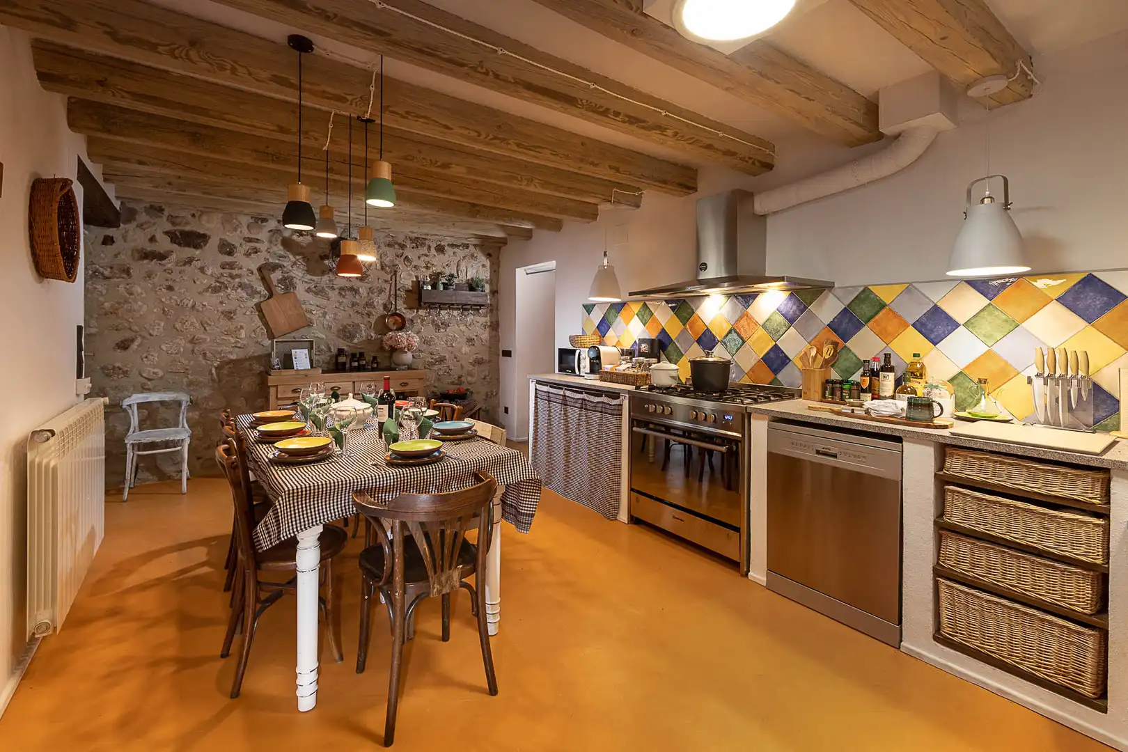 Cocina de Finca rústica en venta en Cistella con Aire acondicionado, Calefacción y Jardín privado