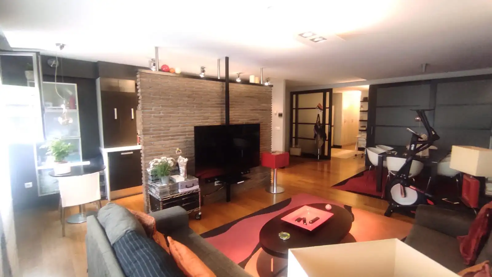 Sala de estar de Piso en venta en Eibar con Calefacción, Parquet y Amueblado