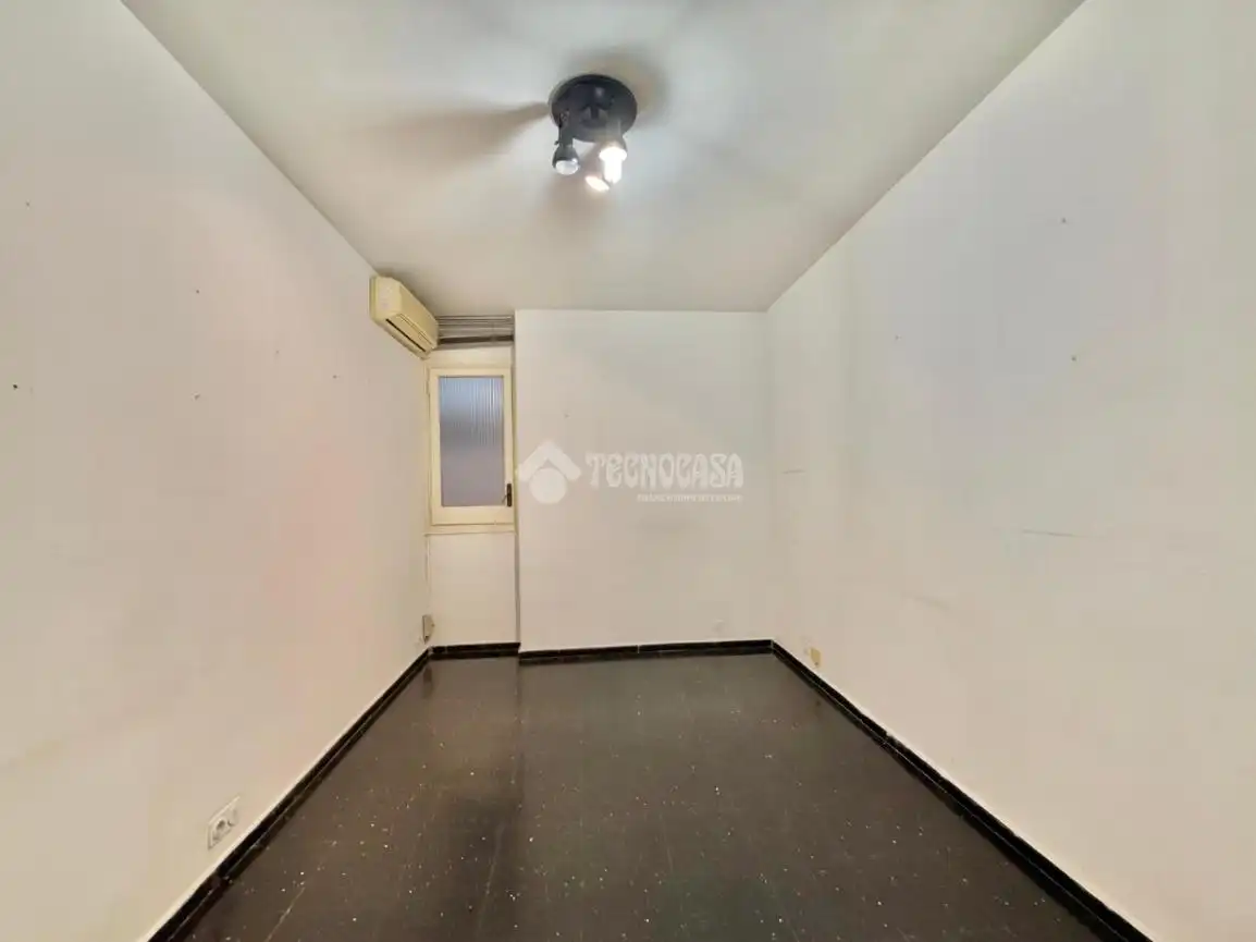 Piso en venta en Barcelona con Aire acondicionado y Balcón