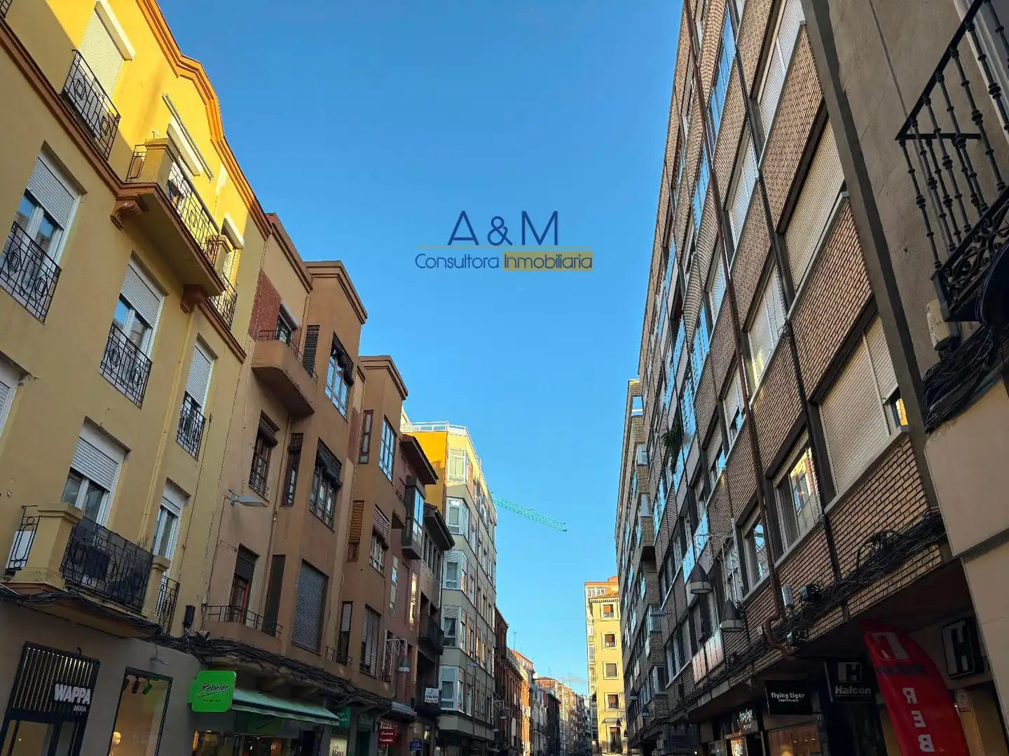 Buildings for sale in Manteria, Centro
