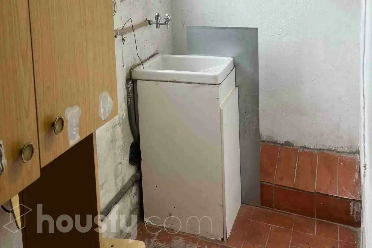 Bathroom of Attic for sale in Santa Margarida de Montbui  with Air Conditioner, Heating and Terrace