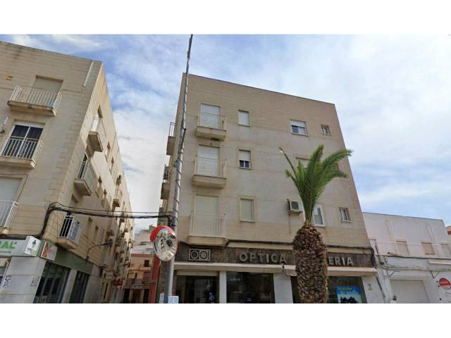 Piso en Venta en Almanzora en Olula del Río