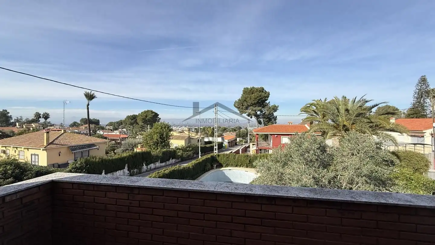 Vista exterior de Casa o chalet en venta en Carcaixent con Terraza y Piscina