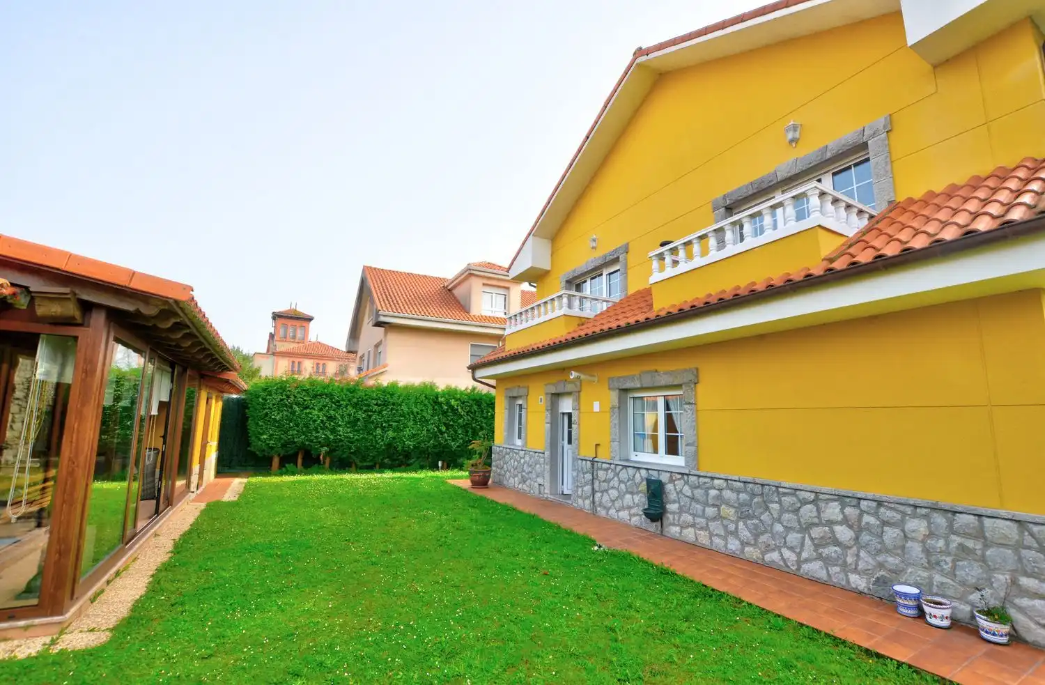 Exterior view of Houses for sale in Avilés  with Heating, Terrace and Storage room
