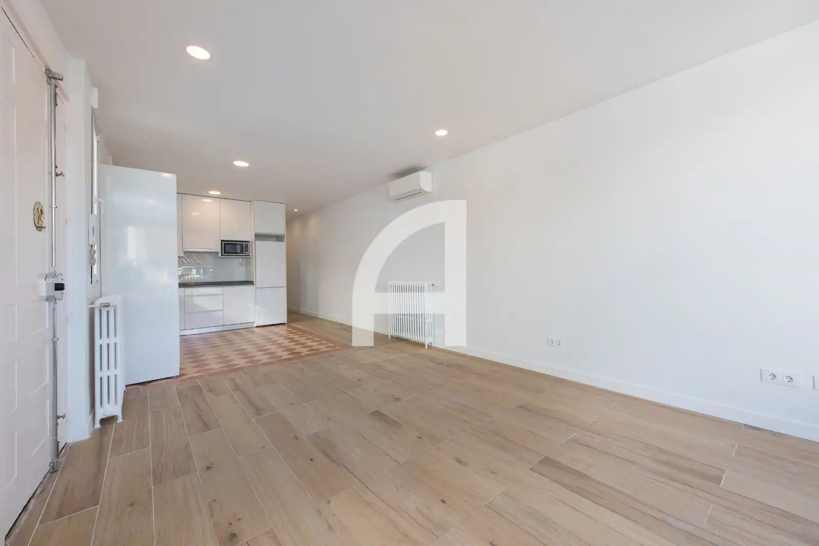 Living room of Attic for rent in Madrid  with Air Conditioner, Heating and Terrace