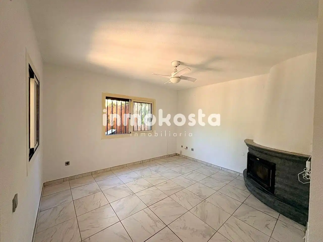 Detached homes for sale in L'Alfàs del Pi  with Air Conditioner, Heating and Private garden