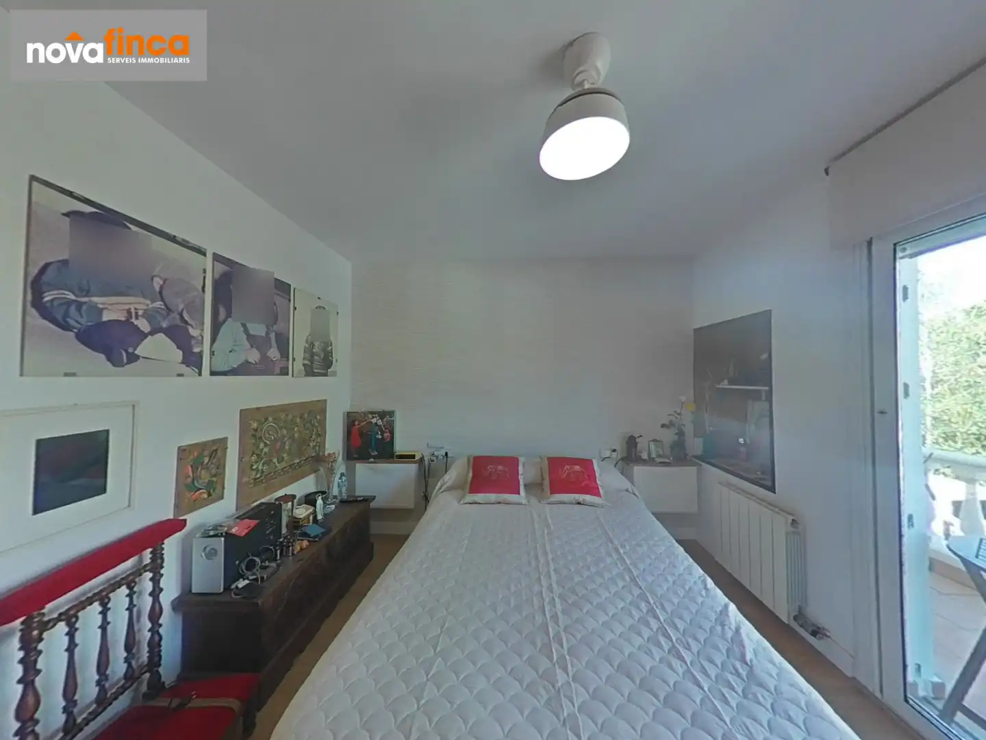 Habitación de Casa adosada en venta en Palamós con Aire acondicionado, Calefacción y Jardín privado