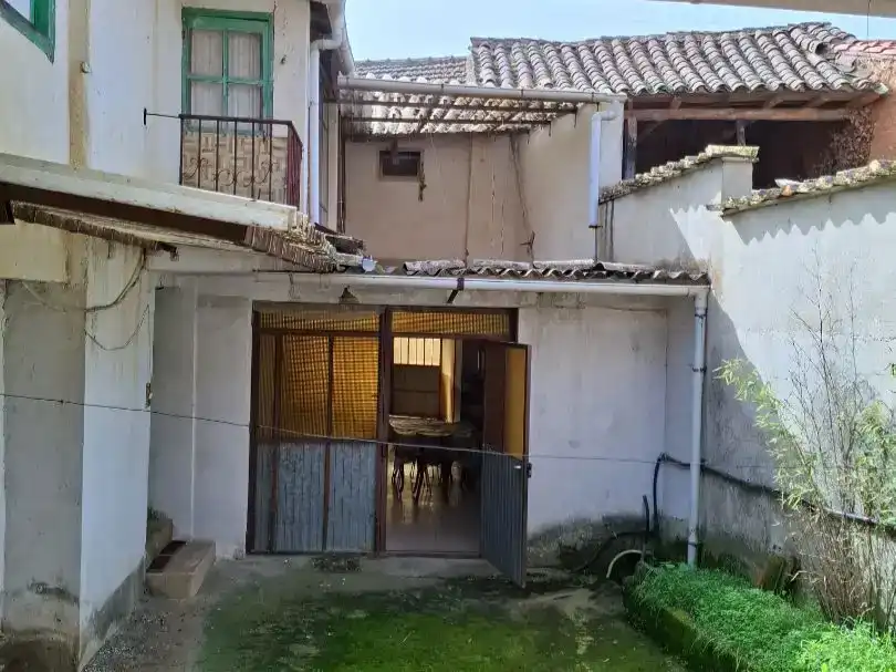 Vista exterior de Casa adosada en venda en Ayoó de Vidriales