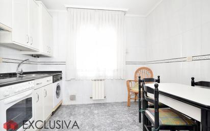 Kitchen of Flat for sale in Basauri   with Heating