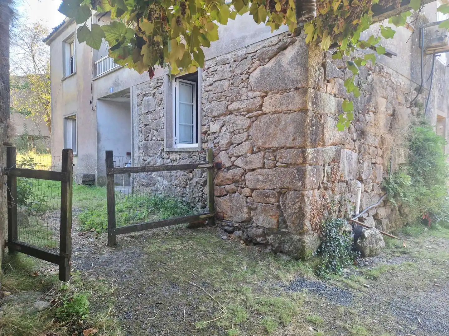 Casa en venda a Brión, imagen 2
