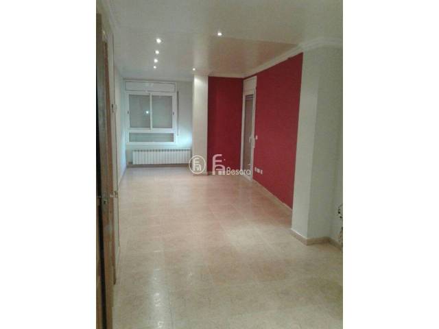 Piso en Venta en Calle Barcelona en Balaguer