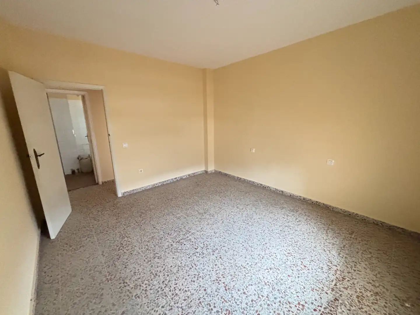 Schlafzimmer von Wohnung zum Verkauf in Andújar mit Balkon