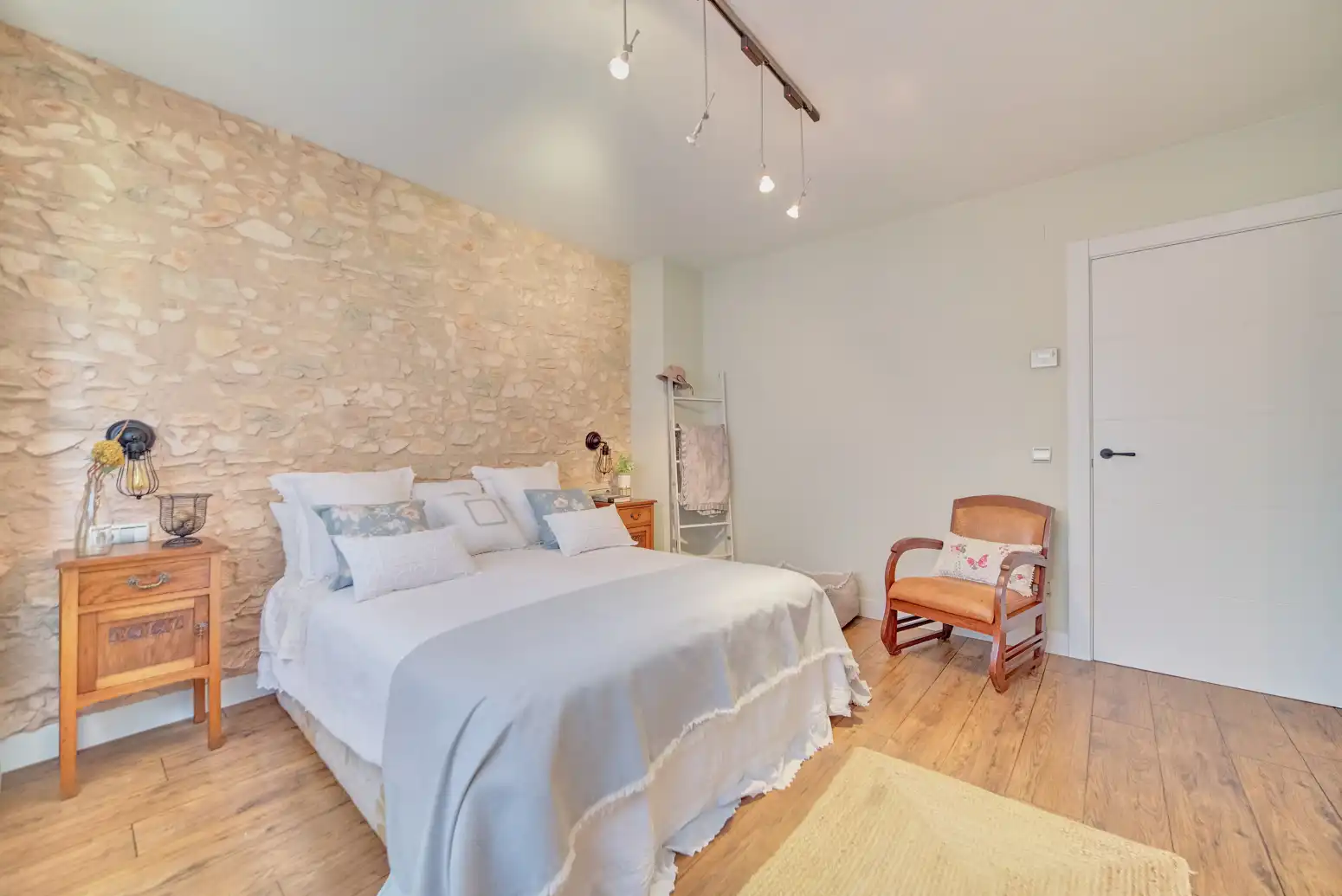 Habitación de Casa o chalet en venta en Orkoien con Calefacción, Parquet y Terraza