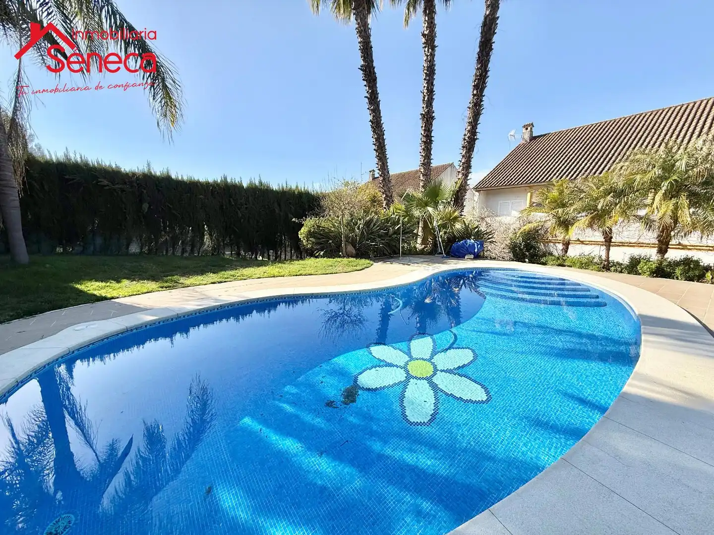 Piscina de Casa o xalet en venda en Alcolea amb Aire condicionat, Calefacció i Terrassa