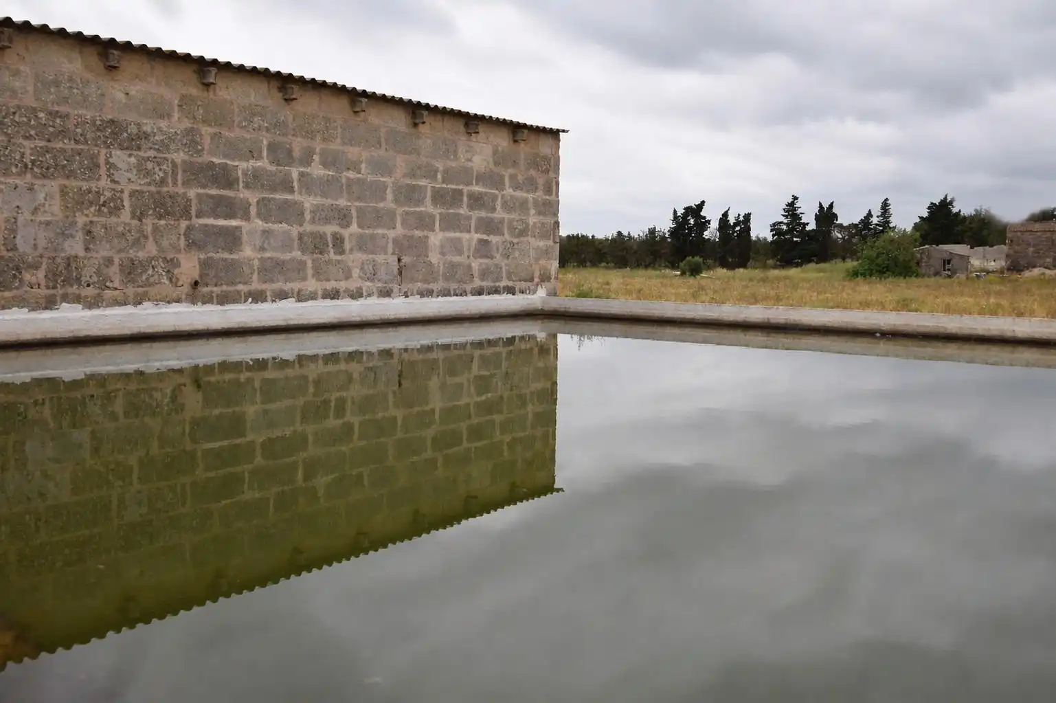 Piscina de Finca rústica en venta en Muro con Aire acondicionado, Calefacción y Jardín privado