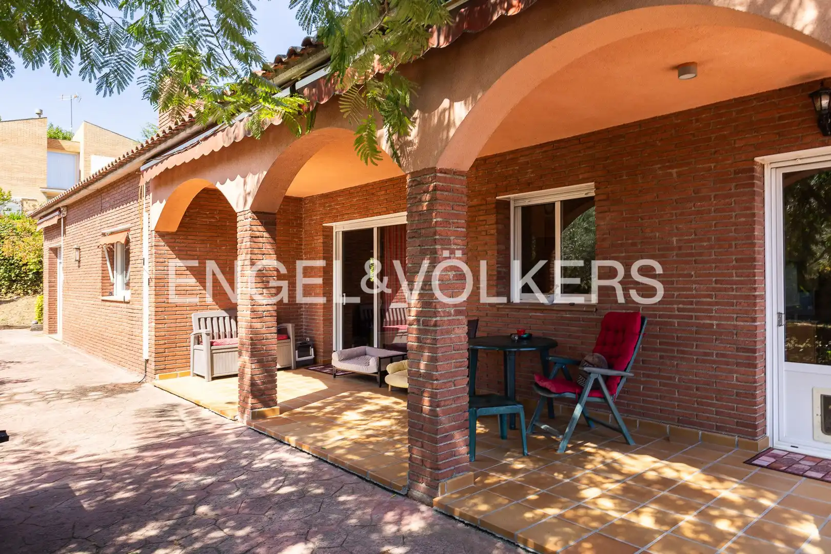 Casa amb piscina en venda a Llinars del Vallès, imagen 2