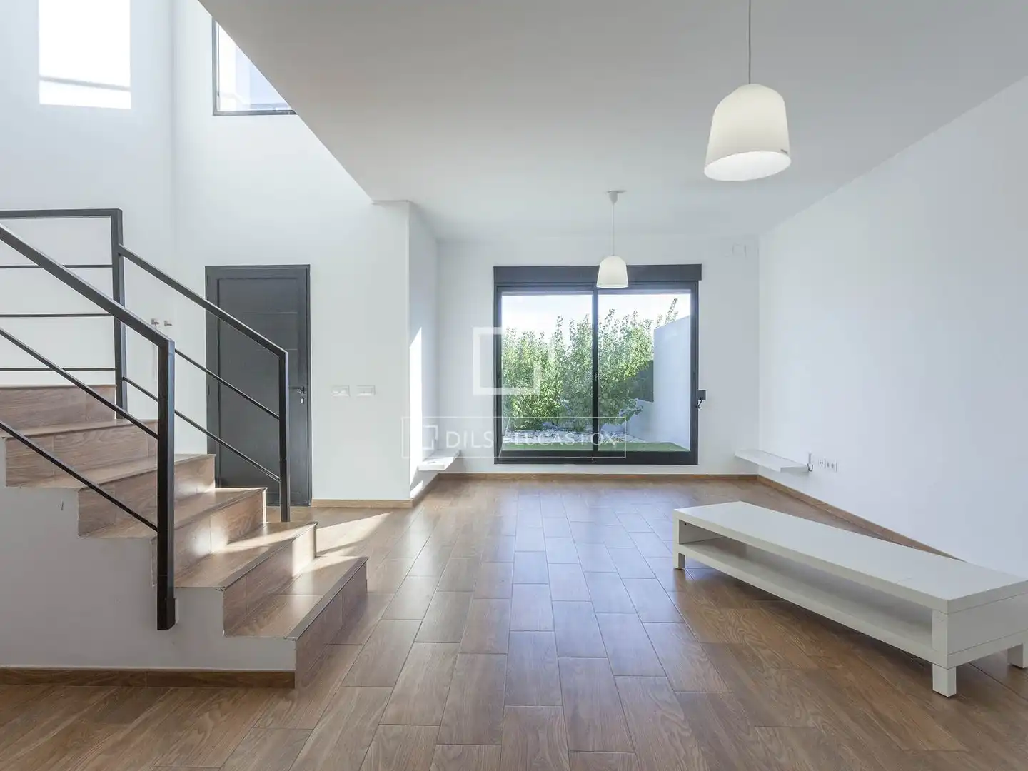 Sala de estar de Casa o chalet de alquiler en Godella con Aire acondicionado, Jardín privado y Piscina