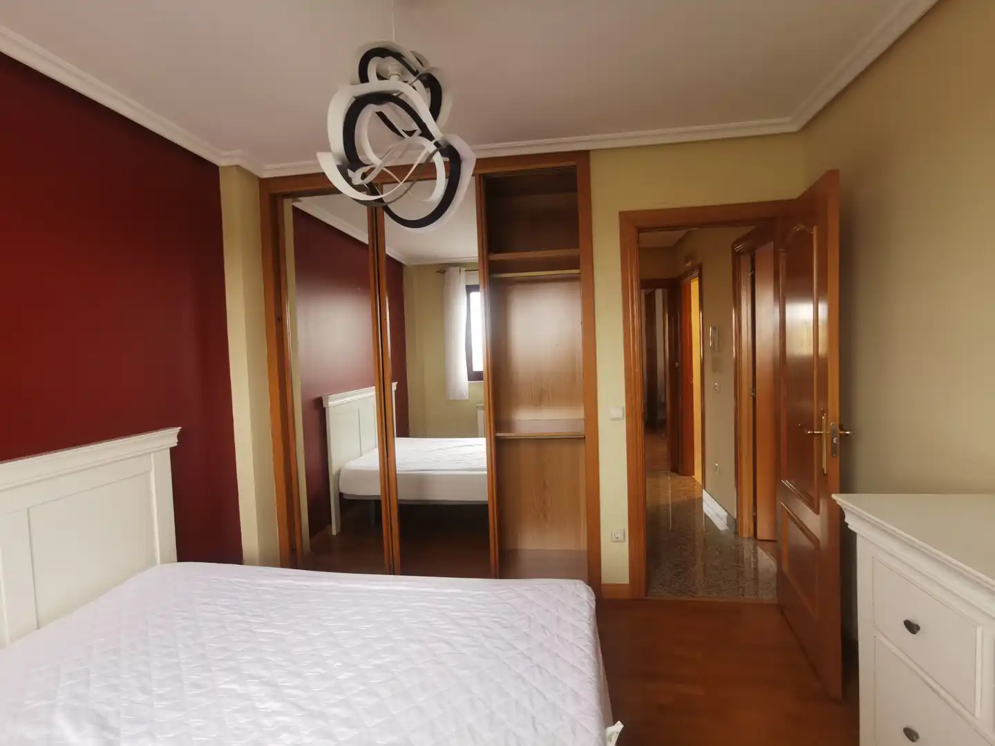 Casa aparellada amb terrassa en venda a Calle Rafael Lapesa, imagen 27