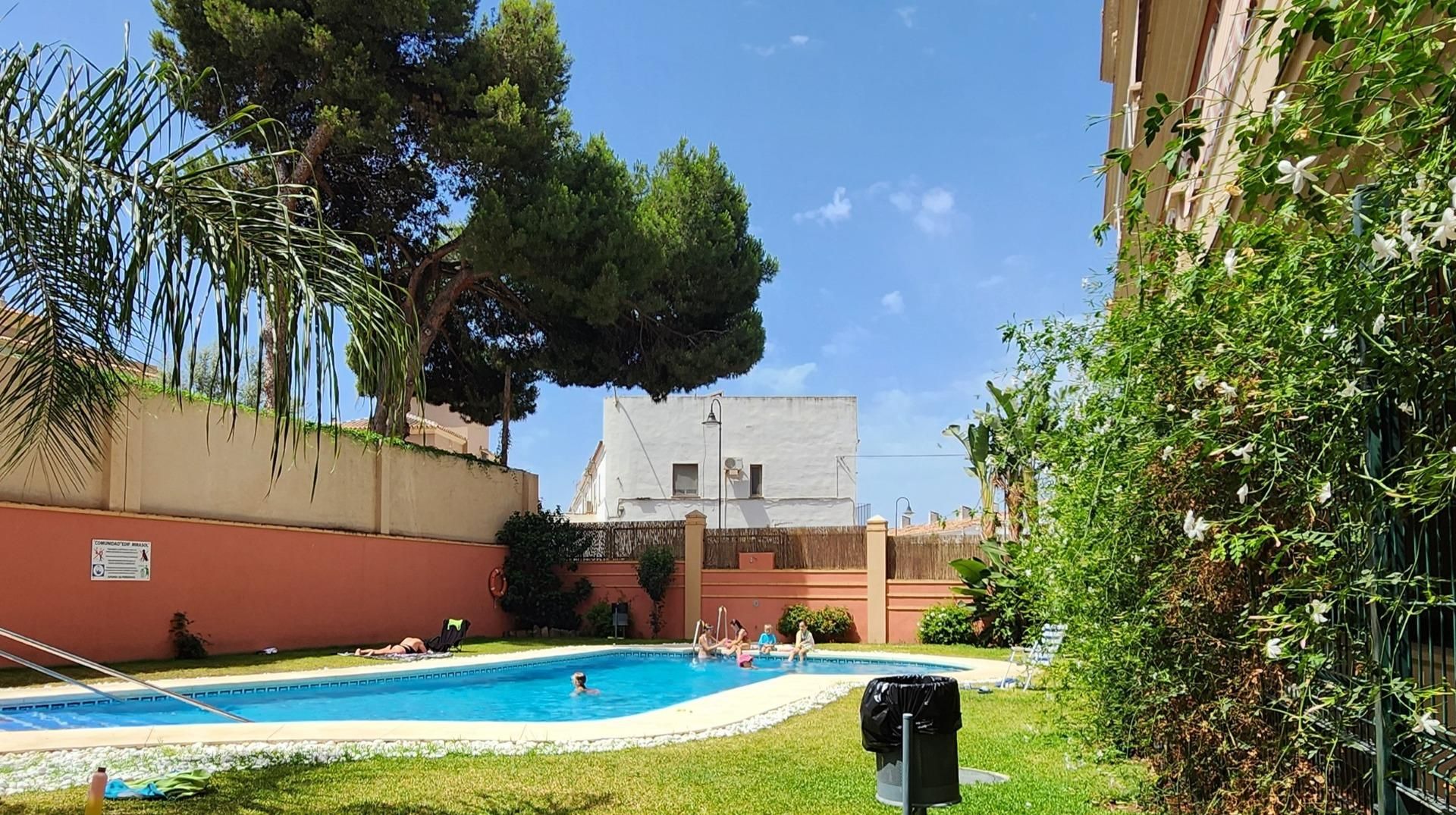 Swimming pool of Apartment for sale in Fuengirola  with Air Conditioner, Heating and Terrace