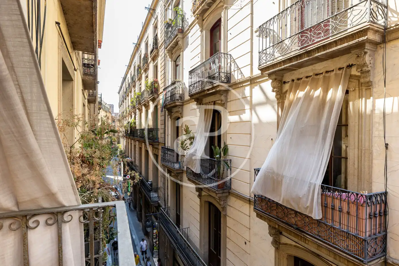 Vista exterior de Pis en venda en Barcelona amb Aire condicionat, Calefacció i Moblat