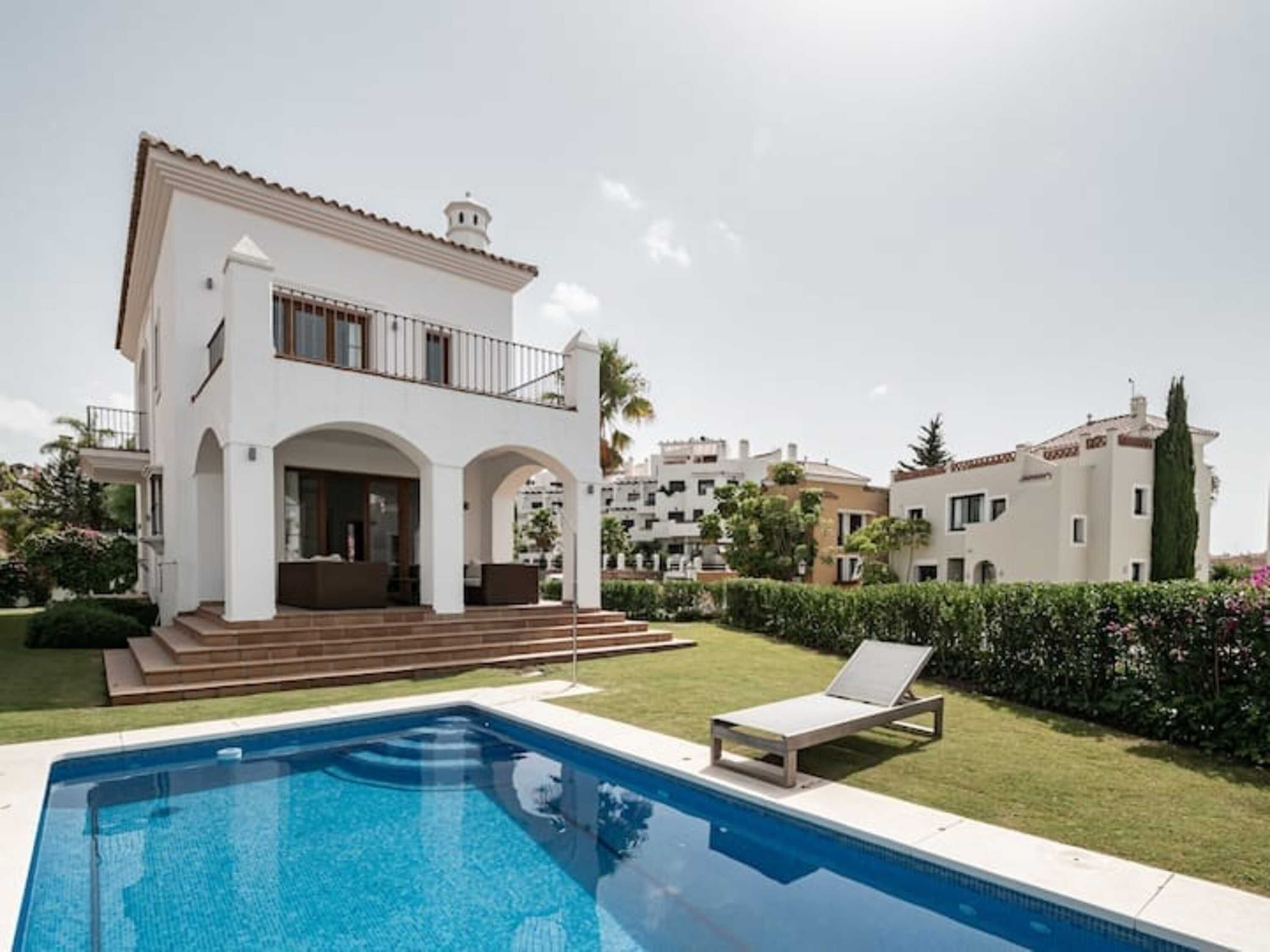 Garden of House or chalet to rent in Estepona  with Air Conditioner, Terrace and Swimming Pool