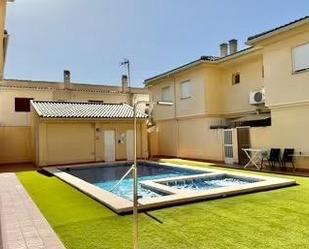 Piscina de Casa o xalet en venda en Redován amb Aire condicionat, Calefacció i Jardí privat