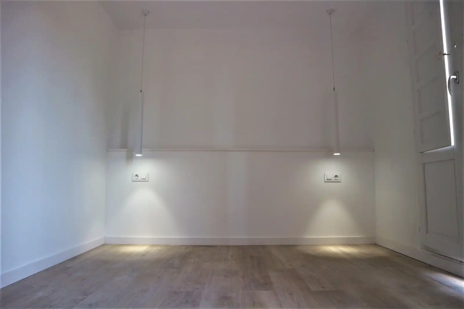 Appartamento con terrazza in vendita a Ciutat Vella, imagen 2
