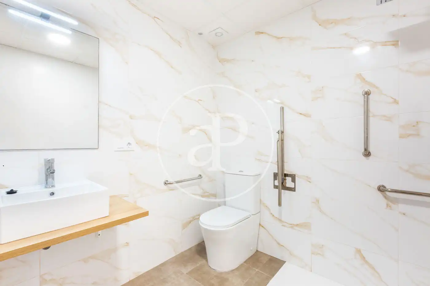Piso en venta en C/ del Lugre, Tormos