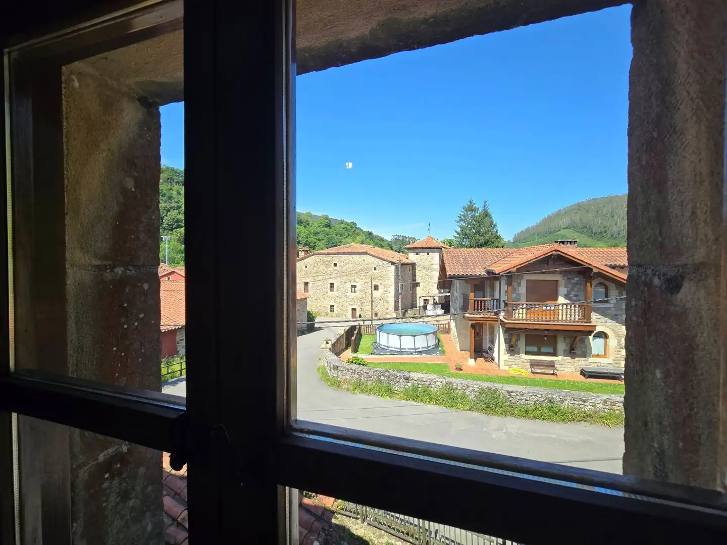 Houses for sale in Valdáliga  with Heating and Private garden