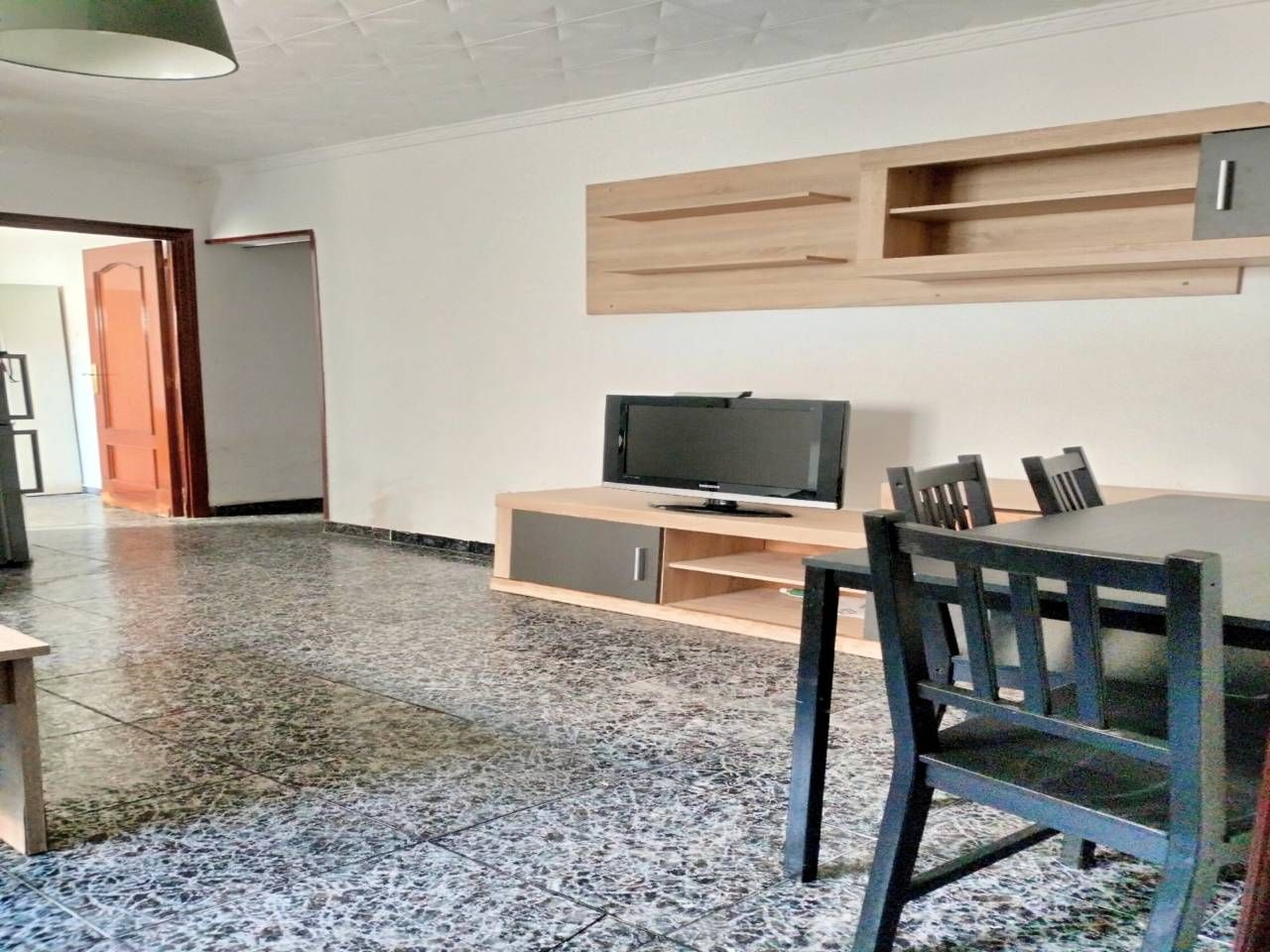 Exterior view of Flat for sale in Sant Vicenç Dels Horts  with Alarm