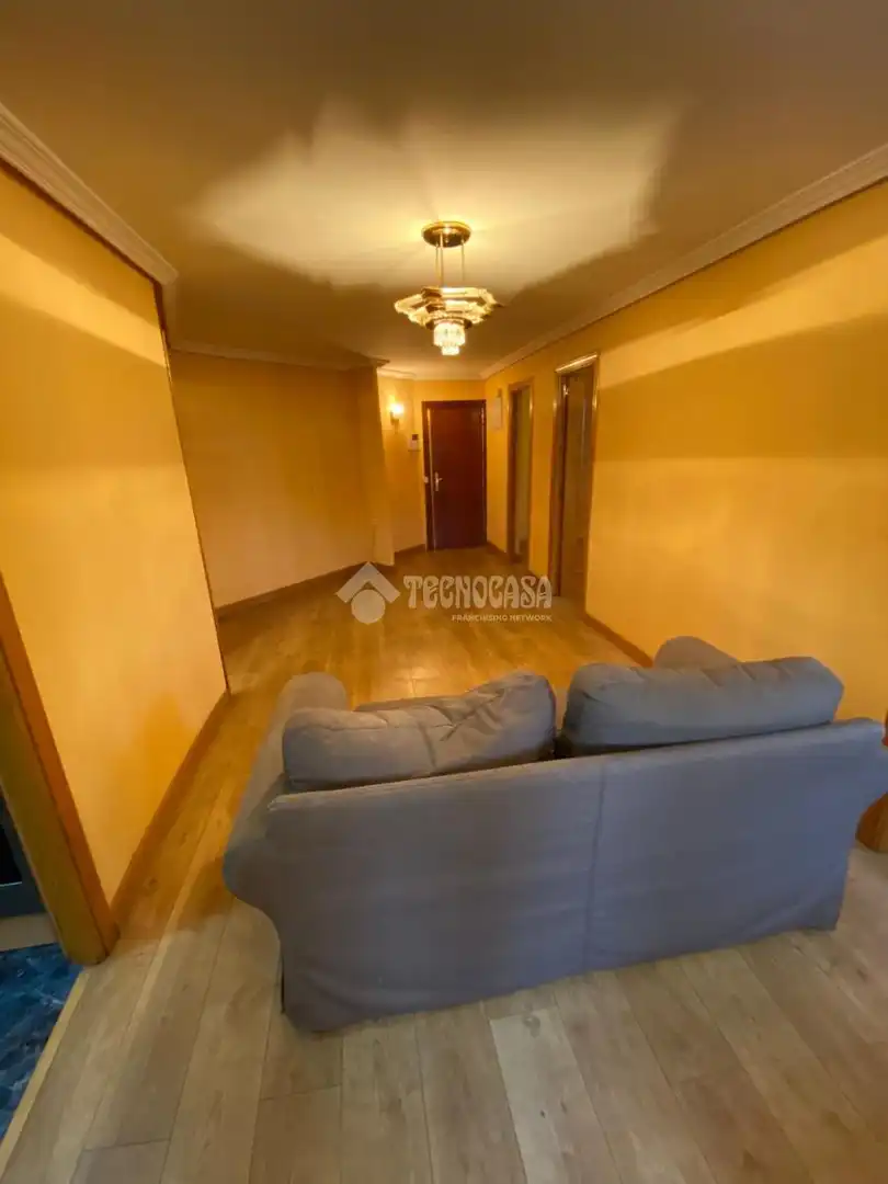 Sala d'estar de Pis en venda en Madrid amb Aire condicionat i Calefacció