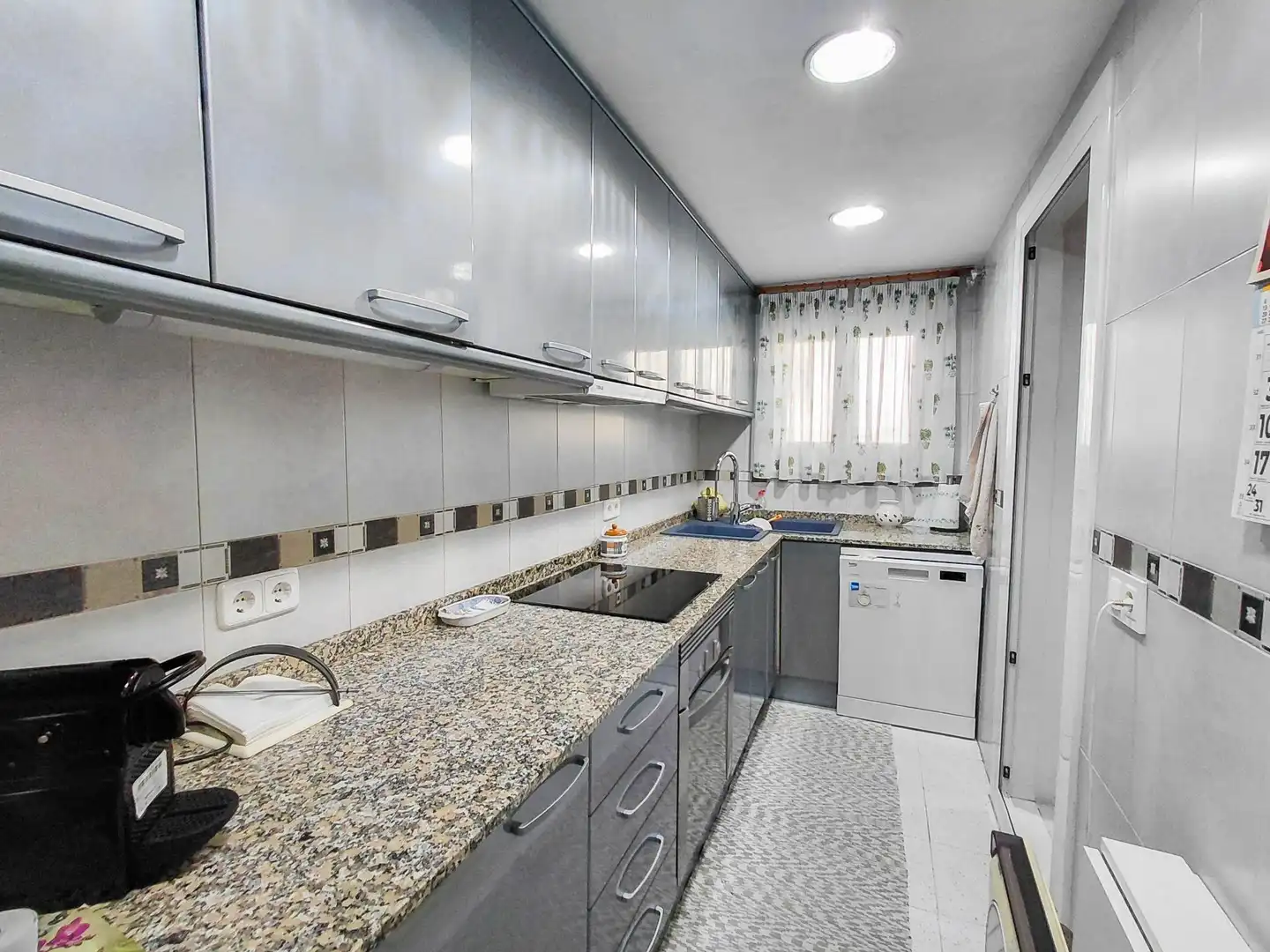 Kitchen of Ground floor for sale in Cunit  with Air Conditioner, Private garden and Terrace