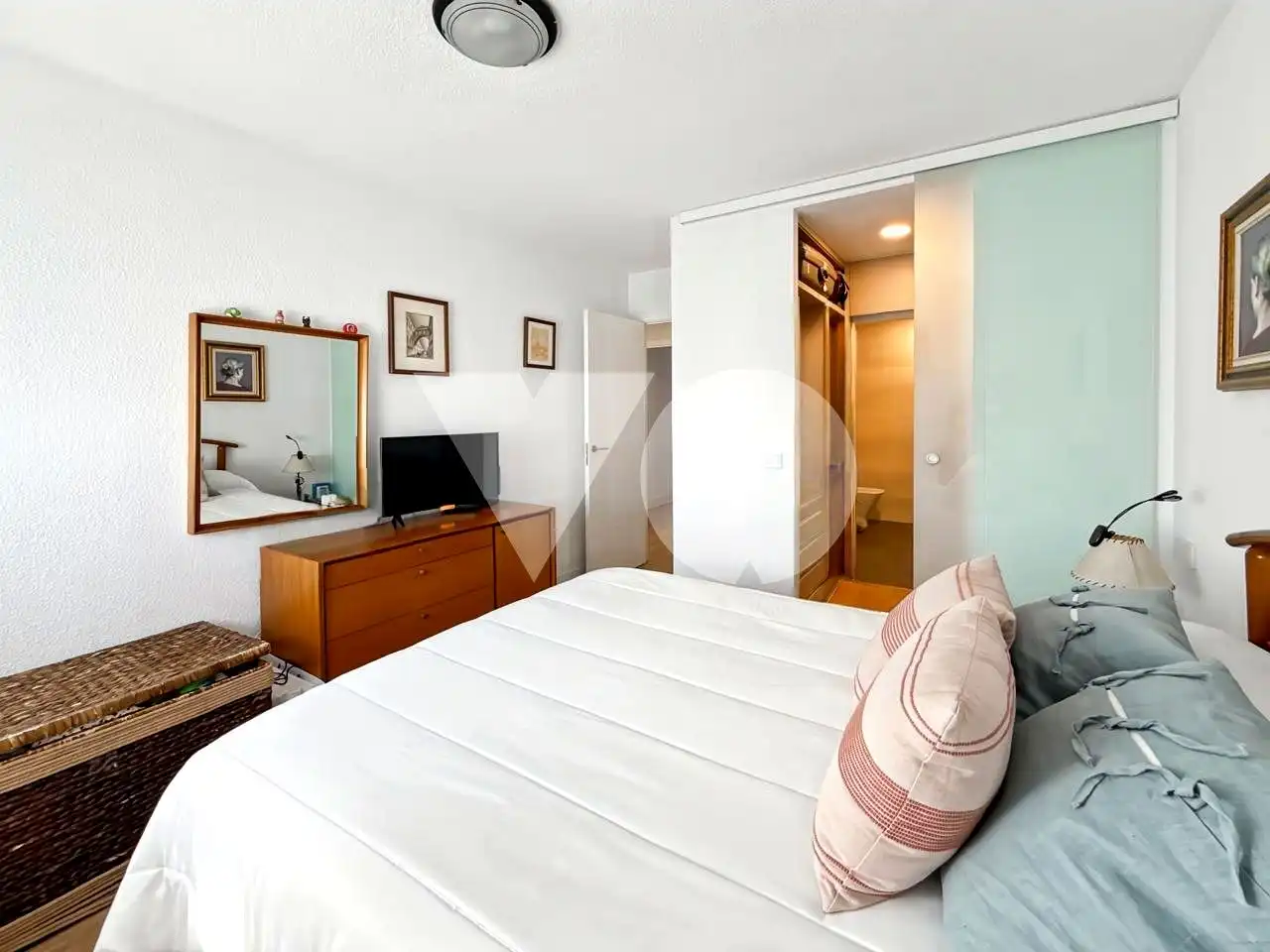 Schlafzimmer von Wohnung zum Verkauf in Usera