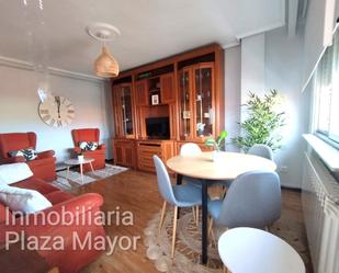 Living room of Flat to rent in Salamanca Capital  with Heating, Furnished and Oven