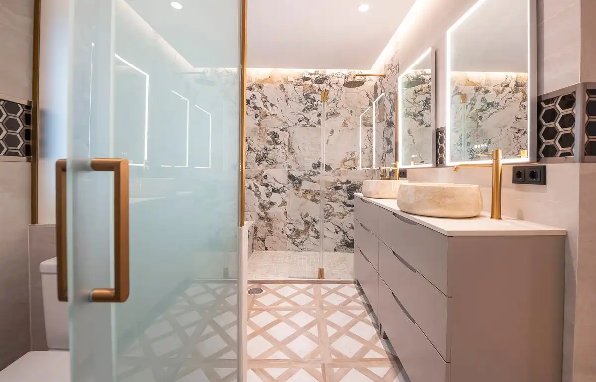 Flat with lift for sale in C. de Guzmán el Bueno, imagen 33