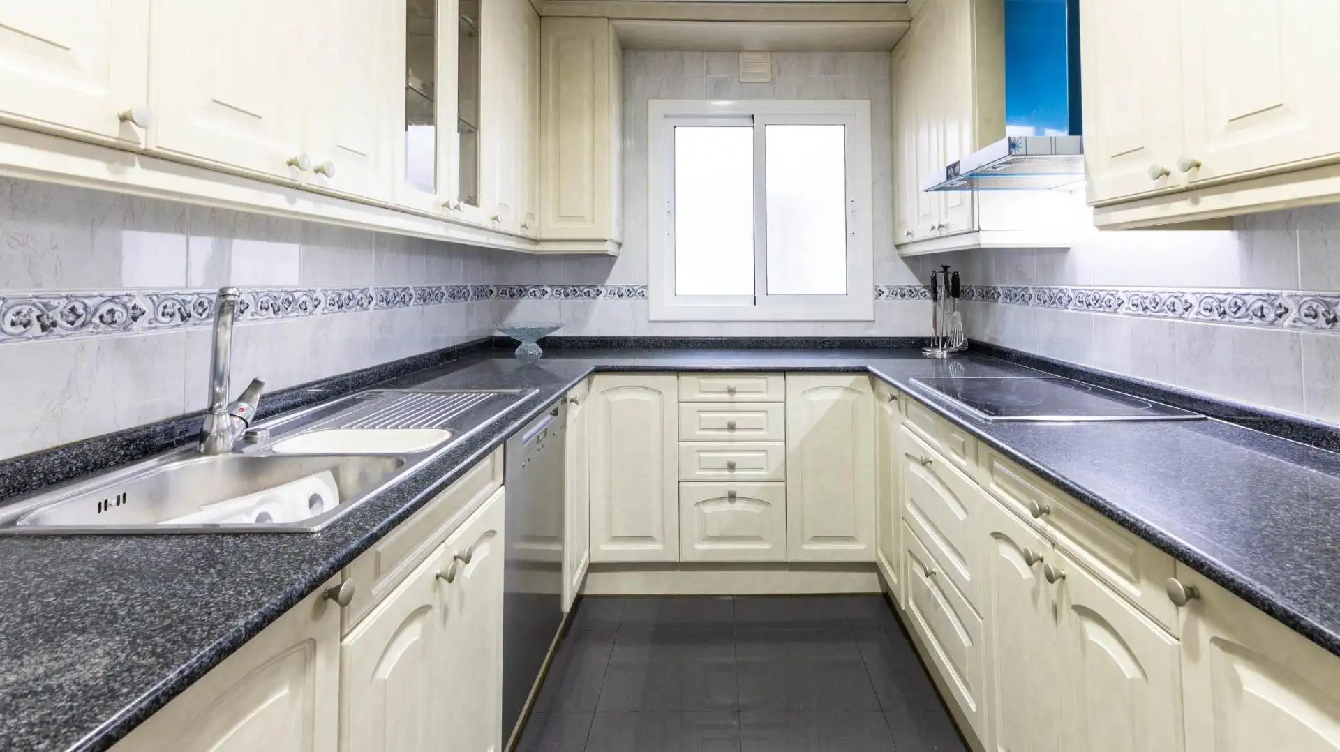 Cocina de Ático en venta en Barcelona con Aire acondicionado y Terraza
